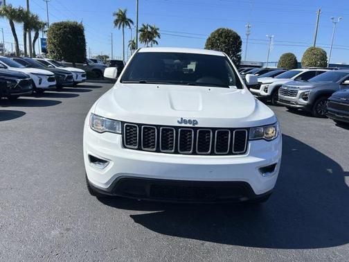 2019 Jeep Grand Cherokee Laredo