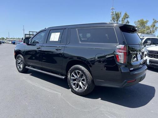 2024 Chevrolet Suburban 4WD Z71