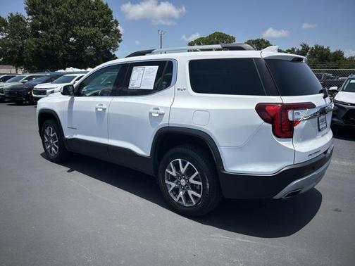 2023 GMC Acadia FWD SLT