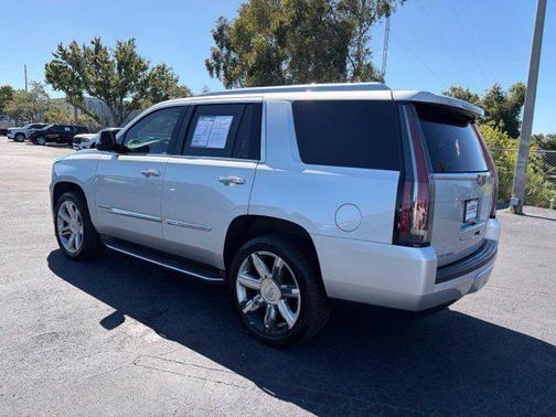 Radiant Silver Metallic 2015 Cadillac Escalade Luxury