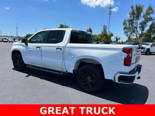 Summit White 2024 Chevrolet Silverado 1500 Custom