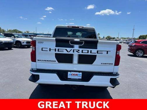 Summit White 2024 Chevrolet Silverado 1500 Custom