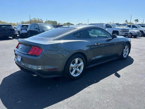 2019 Ford Mustang EcoBoost