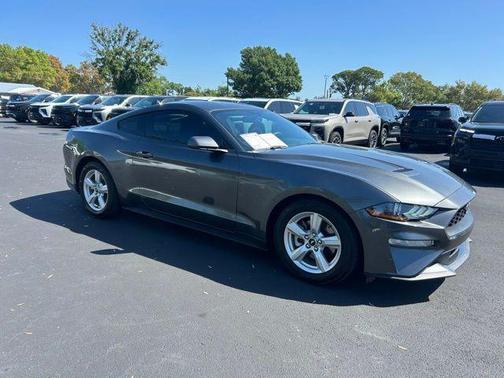 2019 Ford Mustang EcoBoost
