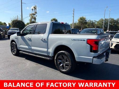 Avalanche 2023 Ford F-150 Lightning LARIAT