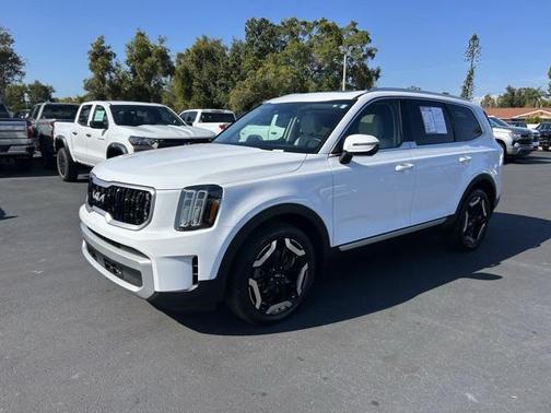 2023 Kia Telluride EX