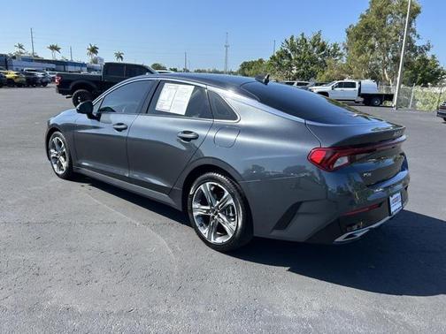2022 Kia K5 EX