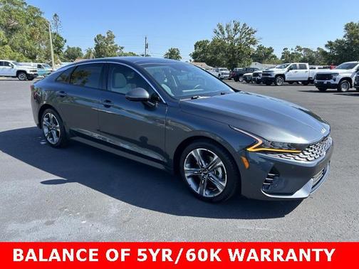 2022 Kia K5 EX