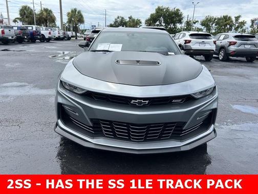 Sharkskin Metallic 2023 Chevrolet Camaro 2SS