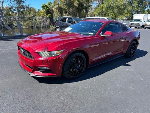 2015 Ford Mustang V6