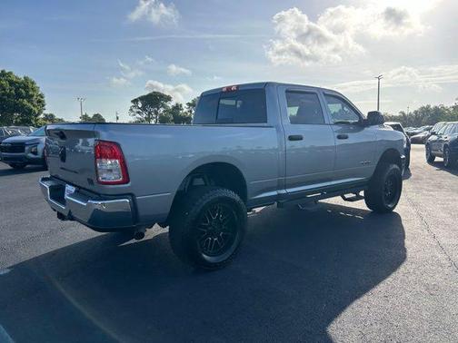 Billet Silver Metallic Clearcoat 2022 RAM 2500 Tradesman Crew Cab 4x4 6'4' Box
