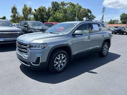 2023 GMC Acadia FWD SLT