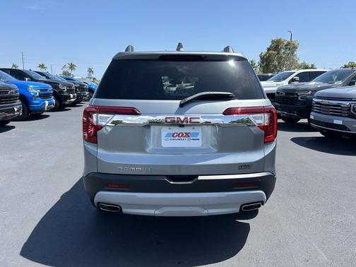 2023 GMC Acadia FWD SLT