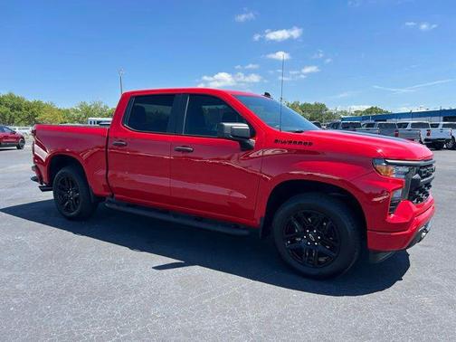 2024 Chevrolet Silverado 1500 Custom
