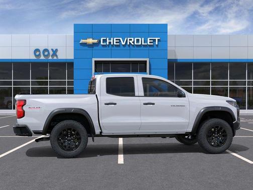 Summit White 2026 Chevrolet Colorado Trail Boss