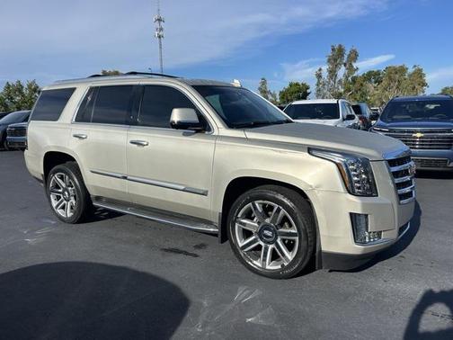 2016 Cadillac Escalade Luxury