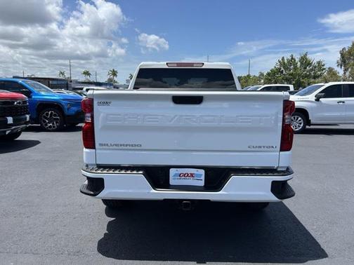 2024 Chevrolet Silverado 1500 Custom