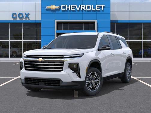 Summit White 2026 Chevrolet Traverse LT