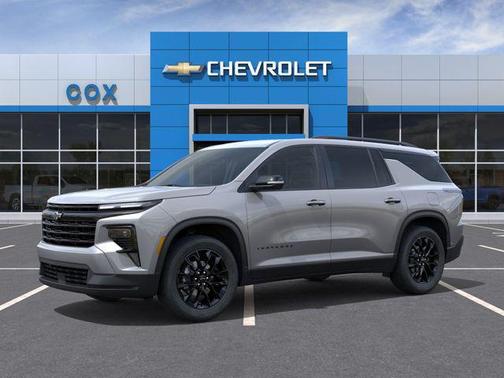 Sterling Gray Metallic 2026 Chevrolet Traverse LT