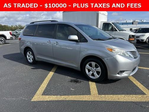 2015 Toyota Sienna LE