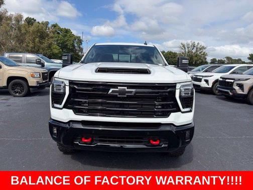 Summit White 2026 Chevrolet Silverado 2500 LT