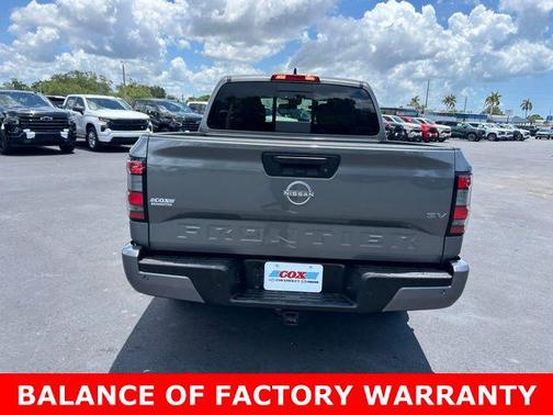 Gun Metallic 2024 Nissan Frontier SV
