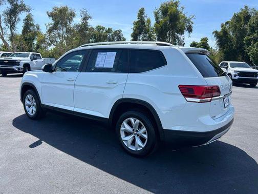 Pure White 2018 Volkswagen Atlas 3.6L SE