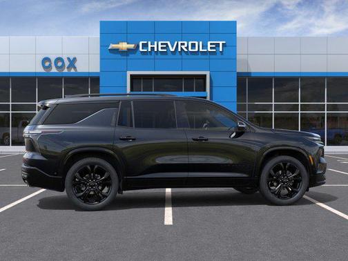 Mosaic Black Metallic 2027 Chevrolet Traverse RS
