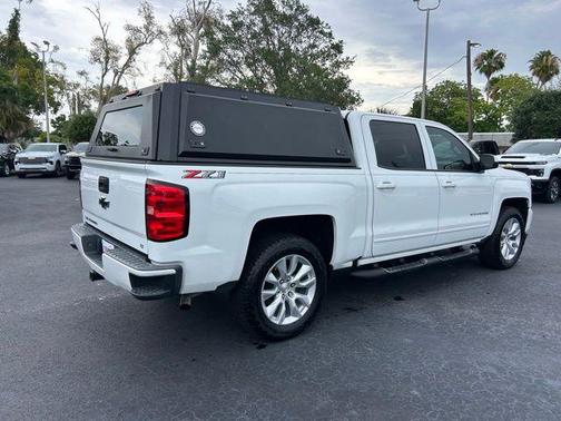 Summit White 2018 Chevrolet Silverado 1500 2LT