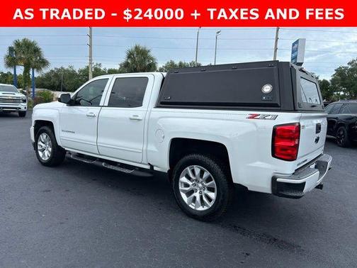 Summit White 2018 Chevrolet Silverado 1500 2LT