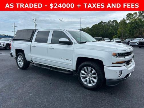 Summit White 2018 Chevrolet Silverado 1500 2LT