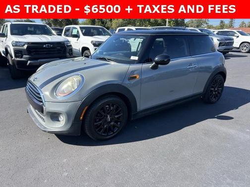 2017 MINI Hardtop Cooper