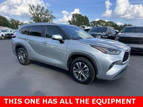 2023 Toyota Highlander XLE