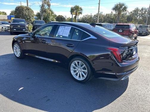 2022 Cadillac CT5 Luxury