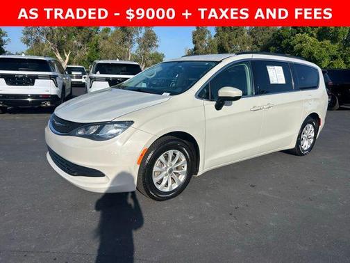 2017 Chrysler Pacifica Touring