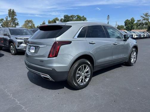 2023 Cadillac XT5 Premium Luxury