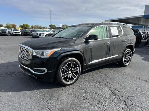 2019 GMC Acadia Denali