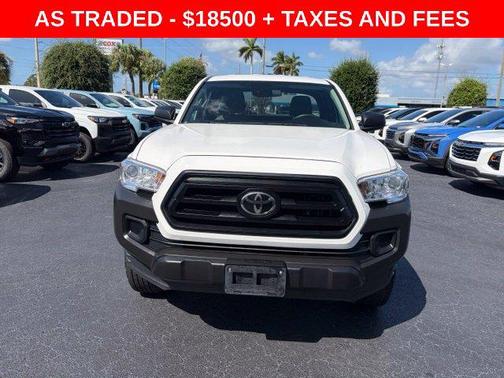 White 2022 Toyota Tacoma SR