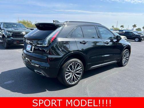 2024 Cadillac XT4 Sport