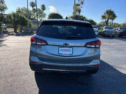 Sterling Gray Metallic 2023 Chevrolet Equinox 1LT