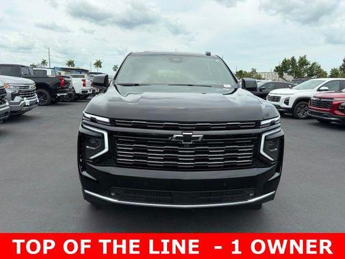 Black 2025 Chevrolet Suburban 4WD High Country