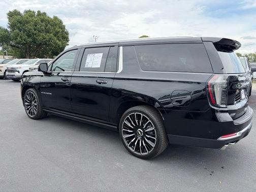 Black 2025 Chevrolet Suburban 4WD High Country