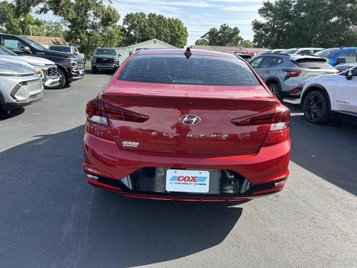 2019 Hyundai ELANTRA SEL