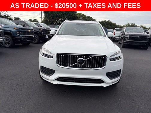 Ice White 2021 Volvo XC90 T5 Momentum