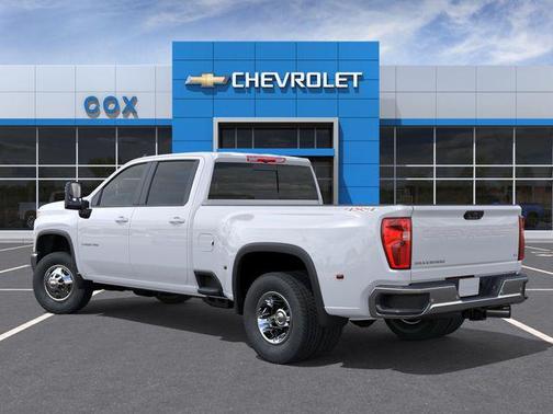 Summit White 2026 Chevrolet Silverado 3500 LT