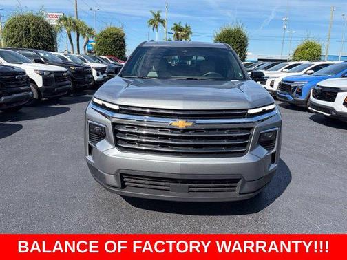 Sterling Gray Metallic 2026 Chevrolet Traverse LT