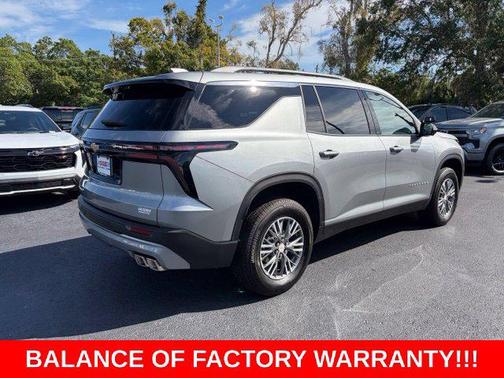Sterling Gray Metallic 2026 Chevrolet Traverse LT