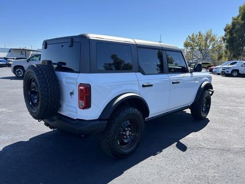 2023 Ford Bronco Black Diamond