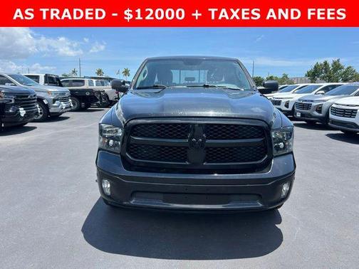 Brilliant Black Crystal Pearlcoat 2018 RAM 1500 Big Horn