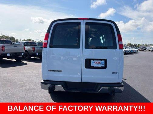 Summit White 2025 Chevrolet Express 2500 Work Van